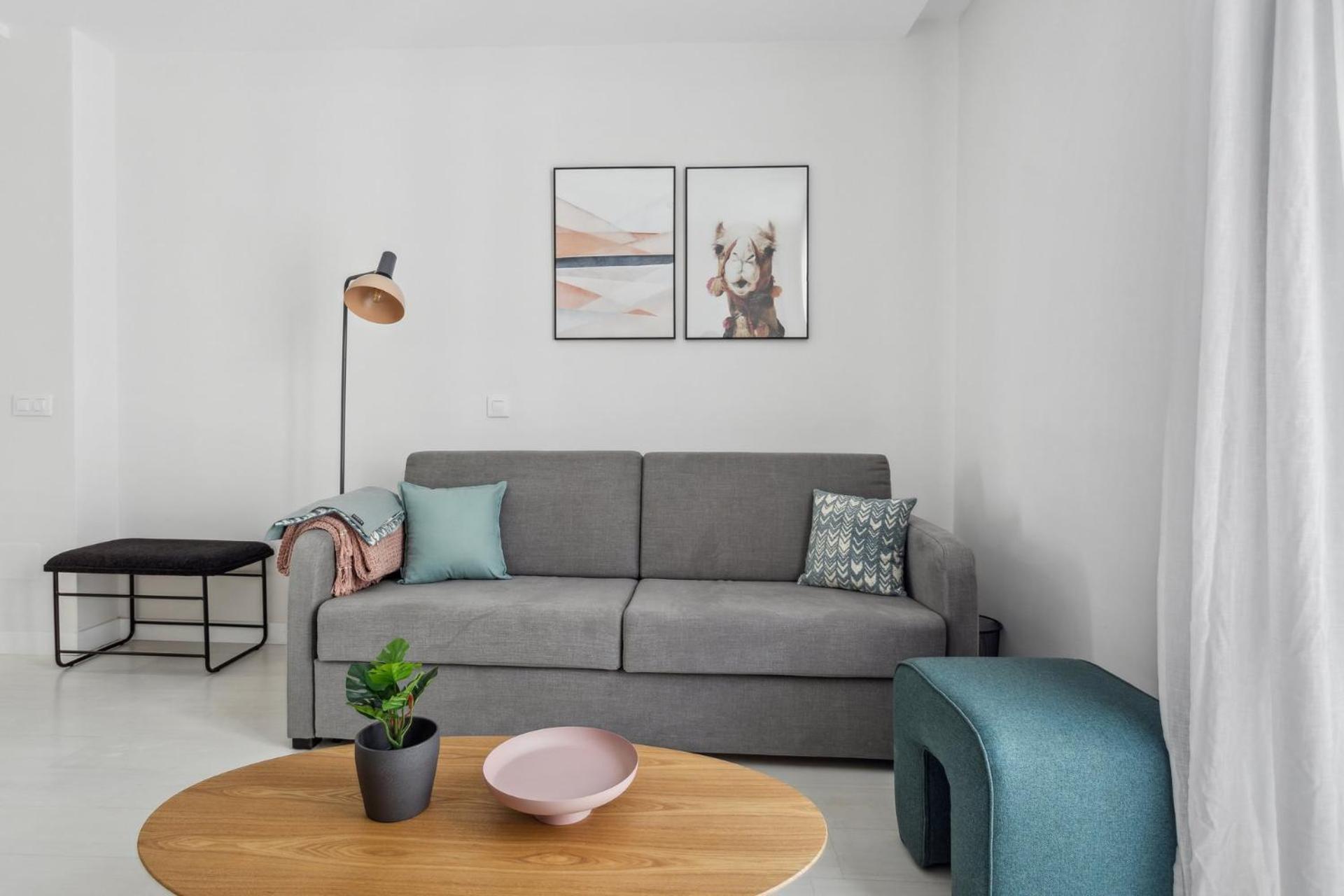 Limehome Madrid Calle De La Paloma المظهر الخارجي الصورة